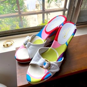 Coach colorful wedge, leather and smooth silky surface